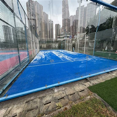 Padel, spiss tradott bħala tennis tal-gaġeġ